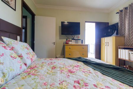 Casa à venda com 480m², 4 quartos e 6 vagas Casa à venda com 480m², 4 quartos e 6 vagasQuarto 3