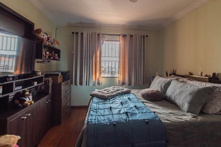 Casa à venda com 480m², 4 quartos e 6 vagasSuíte