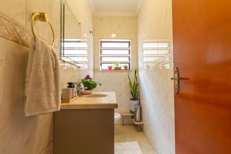 Casa à venda com 480m², 4 quartos e 6 vagas Casa à venda com 480m², 4 quartos e 6 vagasLavabo