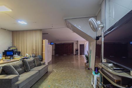 Casa à venda com 480m², 4 quartos e 6 vagasGaragem
