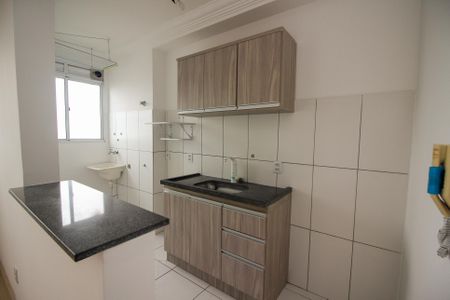 Apartamento à venda com 48m², 2 quartos e 1 vagaCozinha e Área de Serviço