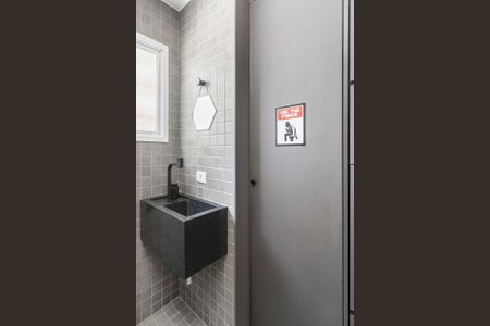 Apartamento à venda com 63m², 2 quartos e 1 vagaBanheiro Social