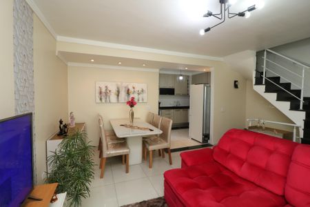 Sala de casa de condomínio à venda com 2 quartos, 123m² em Vila Santa Clara, São Paulo