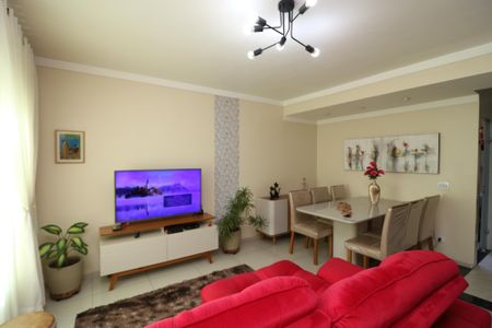 Sala de casa de condomínio à venda com 2 quartos, 123m² em Vila Santa Clara, São Paulo