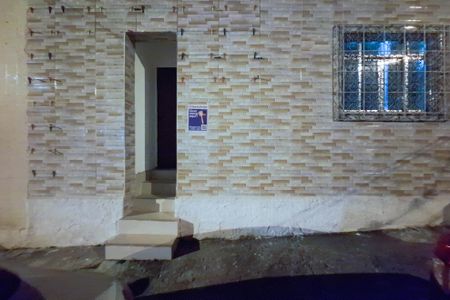 Casa à venda com 21m², 1 quarto e sem vaga Casa à venda com 21m², 1 quarto e sem vagaPlaca