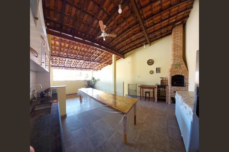Casa à venda com 220m², 3 quartos e 3 vagasFoto 11