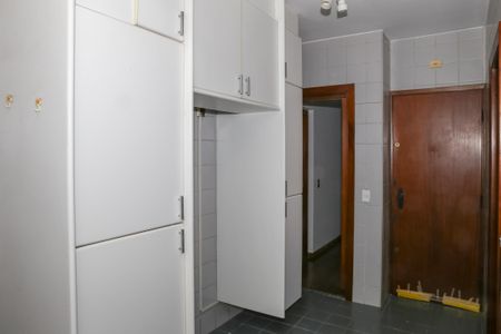 Apartamento à venda com 189m², 3 quartos e 3 vagasÁrea de Serviço