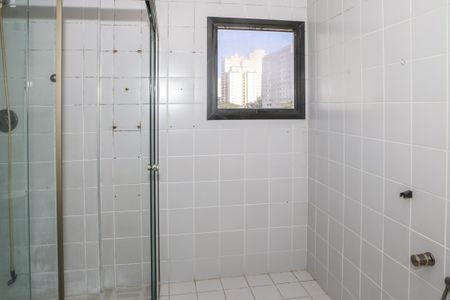 Apartamento à venda com 189m², 3 quartos e 3 vagasBanheiro da Suíte 1