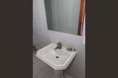 Apartamento à venda com 189m², 3 quartos e 3 vagasBanheiro Social