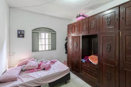 Casa à venda com 50m², 3 quartos e 1 vagaQuarto 2