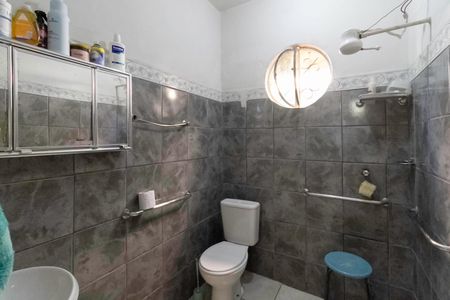Casa à venda com 50m², 3 quartos e 1 vagaBanheiro social
