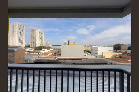 Studio à venda com 28m², 1 quarto e sem vaga Studio à venda com 28m², 1 quarto e sem vagaVaranda