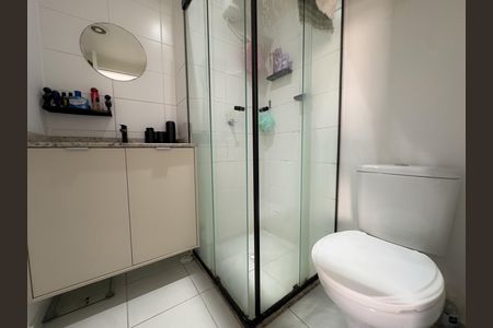 Studio à venda com 28m², 1 quarto e sem vaga Studio à venda com 28m², 1 quarto e sem vagaBanheiro