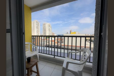 Studio à venda com 28m², 1 quarto e sem vaga Studio à venda com 28m², 1 quarto e sem vagaVaranda