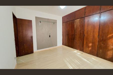 Apartamento à venda com 150m², 3 quartos e 3 vagasQuarto 01 - Suite