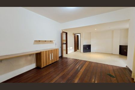 Apartamento à venda com 150m², 3 quartos e 3 vagasSala