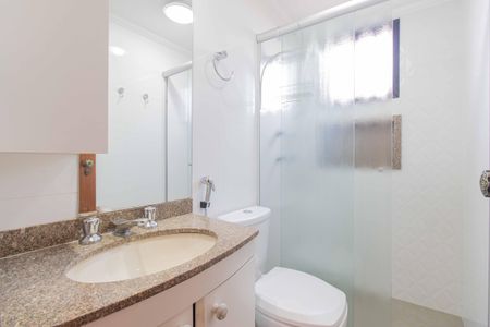 Apartamento para alugar com 65m², 2 quartos e 2 vagasBanheiro