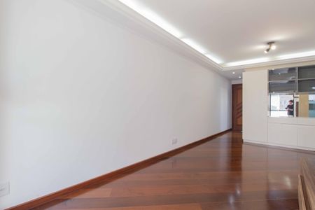 Apartamento para alugar com 65m², 2 quartos e 2 vagasSala