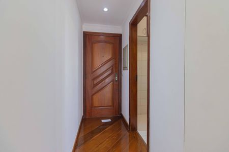 Apartamento para alugar com 65m², 2 quartos e 2 vagasHall do apartamento
