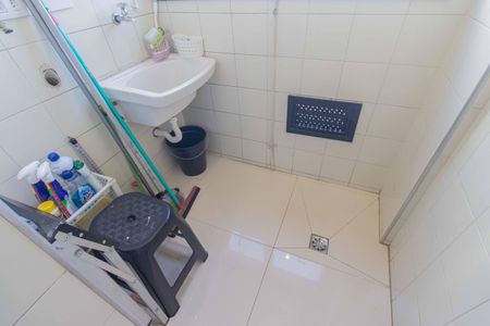 Apartamento para alugar com 65m², 2 quartos e 2 vagasÁrea de Serviço