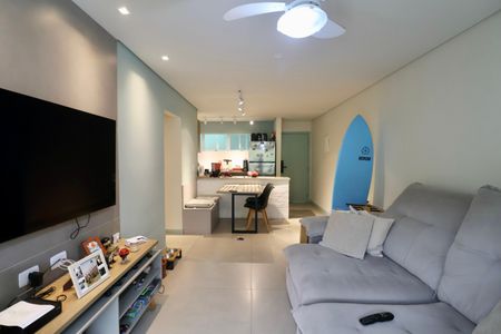 Sala de apartamento para alugar com 3 quartos, 80m² em Jardim Tejereba, Guarujá