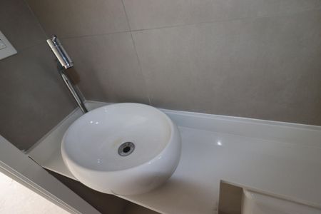 Apartamento à venda com 108m², 2 quartos e 1 vagaBanheiro da Suíte 2