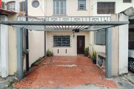 Casa à venda com 110m², 2 quartos e 1 vagaFachada