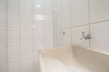 Casa à venda com 110m², 2 quartos e 1 vagaÁrea de Serviço