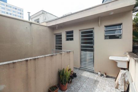 Casa à venda com 110m², 2 quartos e 1 vagaÁrea comum