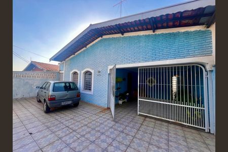 Casa à venda com 200m², 3 quartos e 3 vagas Casa à venda com 200m², 3 quartos e 3 vagasGaragem
