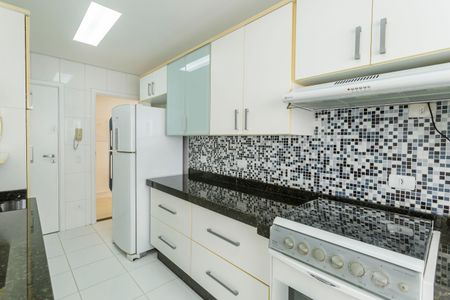 Apartamento para alugar com 119m², 3 quartos e 2 vagasCozinha