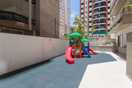 Apartamento para alugar com 119m², 3 quartos e 2 vagasÁrea comum - Playground