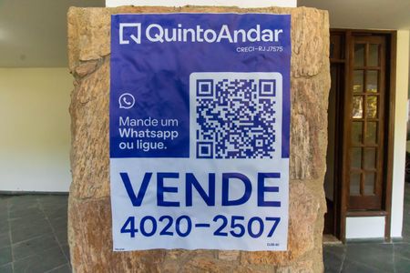 Casa de condomínio à venda com 336m², 4 quartos e 2 vagasPlaquinha