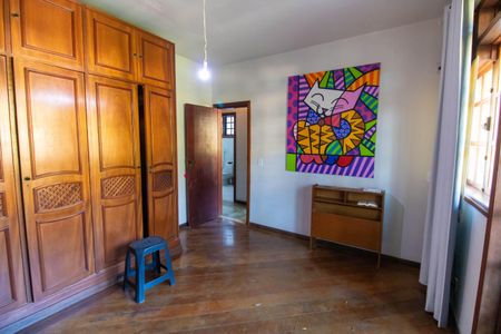 Casa de condomínio à venda com 336m², 4 quartos e 2 vagasQuarto 3