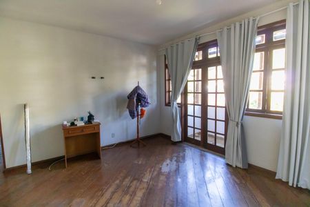 Casa de condomínio à venda com 336m², 4 quartos e 2 vagasSuíte 4