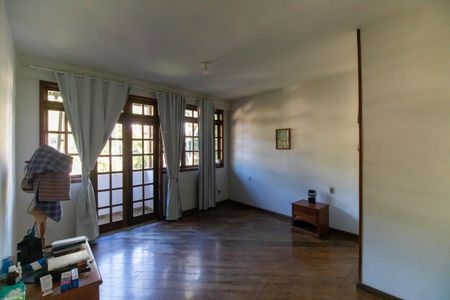 Casa de condomínio à venda com 336m², 4 quartos e 2 vagasSuíte 4