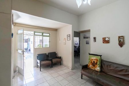 Casa para alugar com 360m², 3 quartos e 3 vagasSala