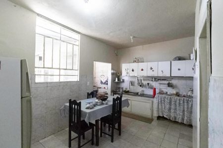 Casa para alugar com 360m², 3 quartos e 3 vagasCozinha