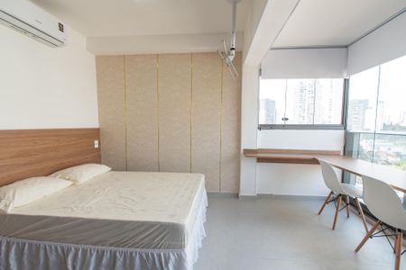 Studio à venda com 27m², 1 quarto e sem vaga Studio à venda com 27m², 1 quarto e sem vagaSala/quarto