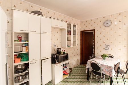 Casa à venda com 86m², 3 quartos e 2 vagas Casa à venda com 86m², 3 quartos e 2 vagasCozinha