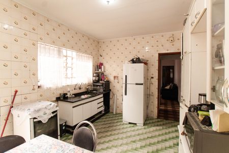 Casa à venda com 86m², 3 quartos e 2 vagas Casa à venda com 86m², 3 quartos e 2 vagasCozinha