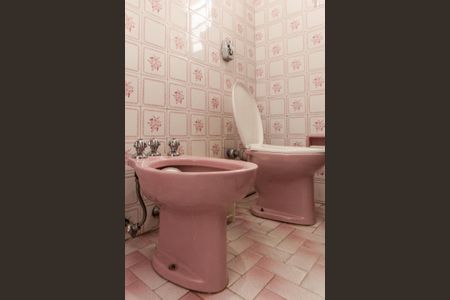 Casa à venda com 86m², 3 quartos e 2 vagas Casa à venda com 86m², 3 quartos e 2 vagasBanheiro