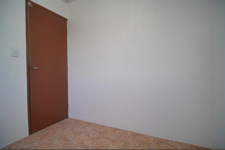 Casa para alugar com 70m², 2 quartos e 2 vagasQuarto 1