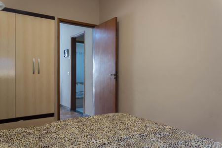 Casa à venda com 132m², 3 quartos e 2 vagas Casa à venda com 132m², 3 quartos e 2 vagasQuarto 1