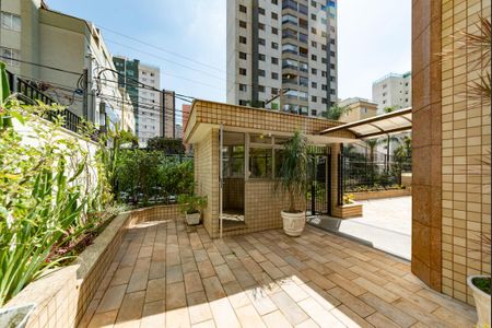 Apartamento à venda com 230m², 4 quartos e 4 vagas Apartamento à venda com 230m², 4 quartos e 4 vagasÁrea comum