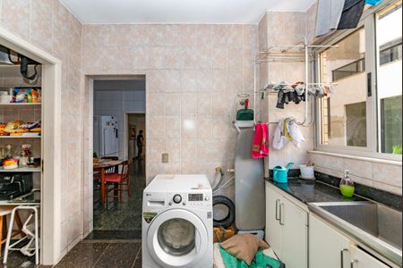 Apartamento à venda com 230m², 4 quartos e 4 vagas Apartamento à venda com 230m², 4 quartos e 4 vagasÁrea de Serviço