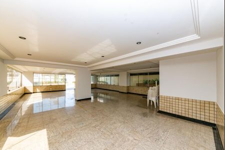 Apartamento à venda com 230m², 4 quartos e 4 vagas Apartamento à venda com 230m², 4 quartos e 4 vagasÁrea comum