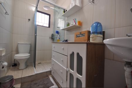Casa à venda com 200m², 7 quartos e 7 vagasCasa 3 - Banheiro 2