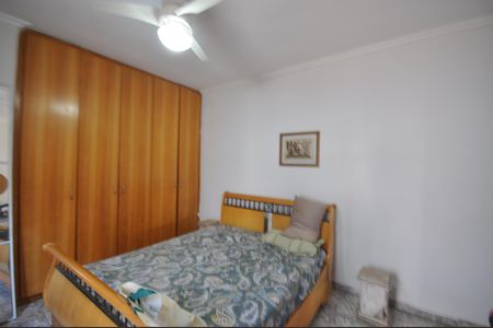 Casa à venda com 200m², 7 quartos e 7 vagasCasa 3 - Quarto 1