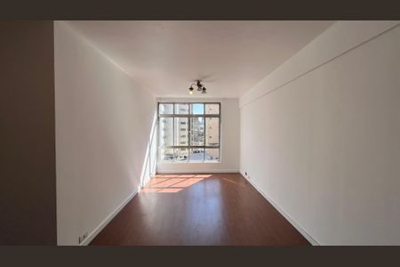 Apartamento à venda com 71m², 2 quartos e 1 vagaSala